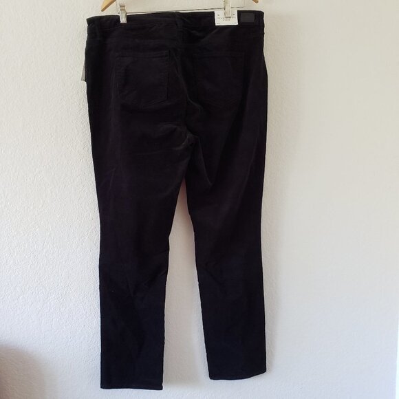 NWT - Ralph Lauren Black 5 Pocket Straight Corduroy Pants - Size 16W - Picture 4 of 4